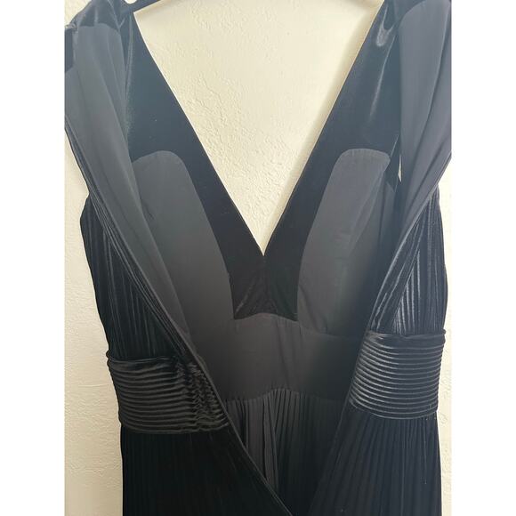 Balmain Black Pleated Velvet Sleeveless Jumpsuit size FR 38 Plunging V Wide-leg - Picture 6 of 16